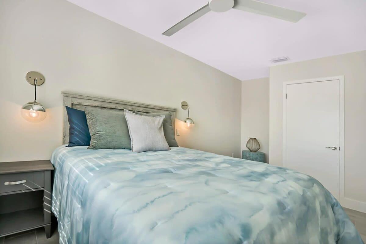 Ocean Views Retreat! Renovated Apt With Beach Bikes! Сейнт-Огастін Екстер'єр фото